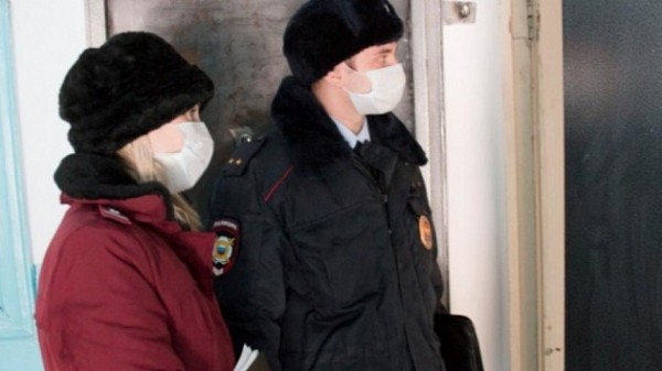 Нарушающих карантин по коронавирусу отпускников штрафуют в Сибири
