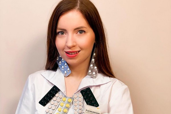 &laquo;Екатерине Диденко придется объяснить следователям, как она с образованием фармацевта не остановила мужа, бросавшего сухой лед в бассейн&raquo;