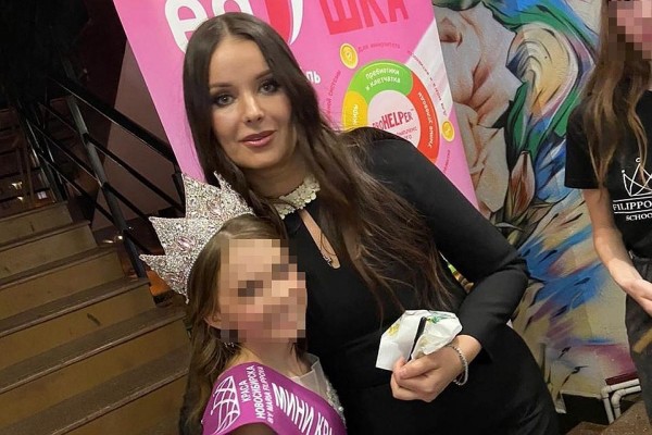 Корона вирусу: Оксана Федорова прилетела в Новосибирск на «подпольный» конкурс красоты, который не стали отменять из-за эпидемии Корона вирусу: Оксана Федорова прилетела в Новосибирск на «подпольный» конкурс красоты, который не стали отменять из-за эпидемии