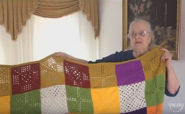 Гигантское &laquo;Одеяло Мира&raquo; вяжут к 9 Мая в Куйбышеве