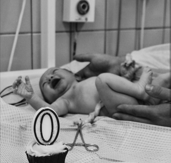 «Я рожаю вместе с мамочками»: откровения фотографа, которая снимает первые секунды жизни малыша «Я рожаю вместе с мамочками»: откровения фотографа, которая снимает первые секунды жизни малыша