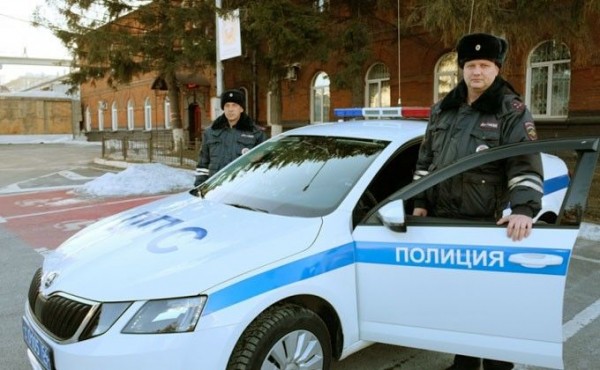 Угнанную в Кемерово Toyota RAV4 нашли на самой оживленной улице Новосибирска