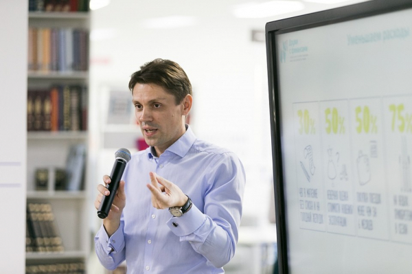 &laquo;Тратить сейчас деньги - глупо&raquo;: Эксперт рассказал, что делать с заначкой во время кризиса