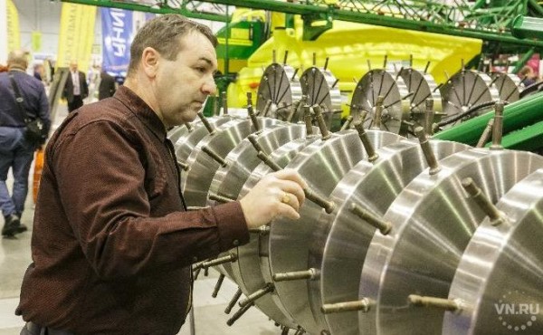 Новосибирский синхротрон получил московского проектировщика Новосибирский синхротрон получил московского проектировщика