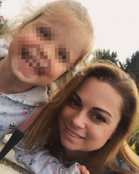 «Когда во мне что-то надломилось, меня выбросили»: ученый отправил жену в психбольницу и забрал у нее троих детей «Когда во мне что-то надломилось, меня выбросили»: ученый отправил жену в психбольницу и забрал у нее троих детей