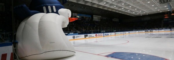 Тренер хоккеистов &laquo;Сибири&raquo; показал 5&nbsp;упражнений для тех, кто на&nbsp;карантине