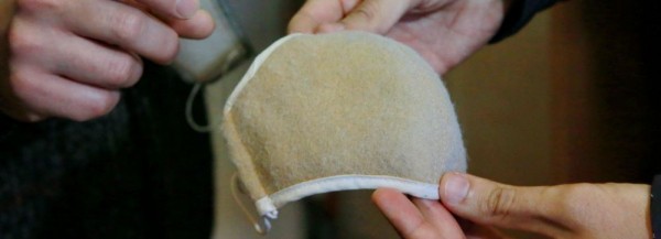 Чудо-маски с серебром вручили медикам новосибирской поликлиники Чудо-маски с серебром вручили медикам новосибирской поликлиники