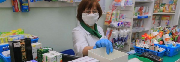 Вирусолог НГУ: &laquo;Многоразовые маски надо прогревать в&nbsp;духовке, а&nbsp;не&nbsp;стирать&raquo;