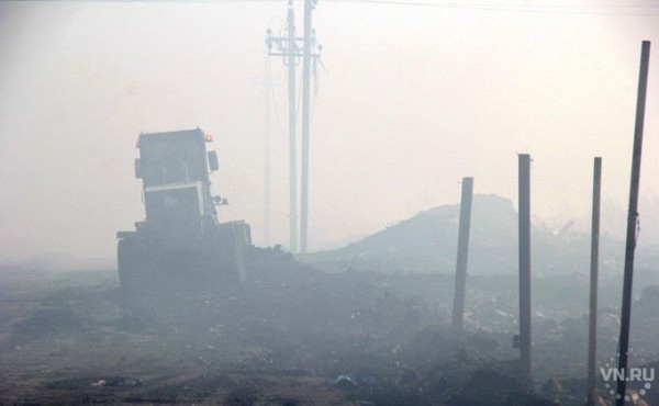 Пожар на Коченевской свалке потушен на 30% Пожар на Коченевской свалке потушен на 30%