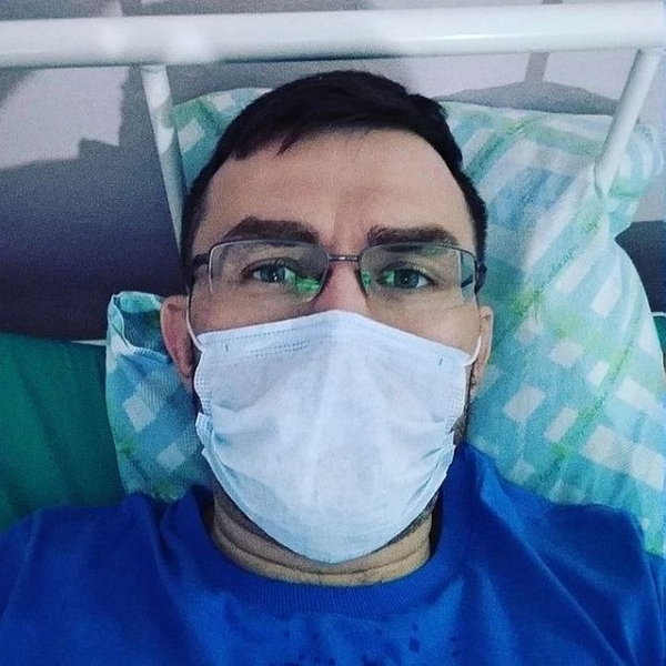 «Ломается голос, теряешь вкус, а соседи тебя ненавидят»: пациенты с коронавирусом рассказали свою историю болезни «Ломается голос, теряешь вкус, а соседи тебя ненавидят»: пациенты с коронавирусом рассказали свою историю болезни