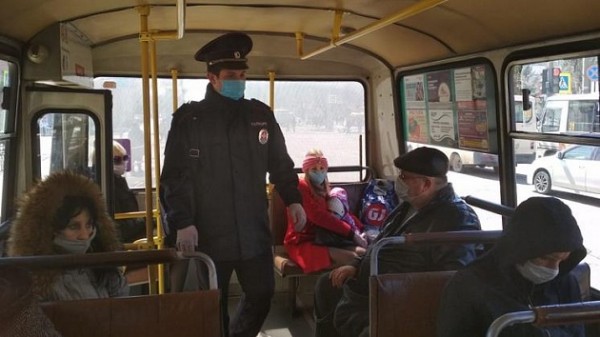 Почти тотальное ношение масок ввели в Новосибирской области