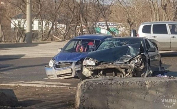 Дамы на иномарках покалечили двух детей