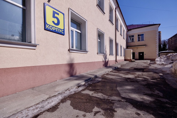 &laquo;Это вам не люкс&raquo;: 10 фото из жизни инфекционной больницы