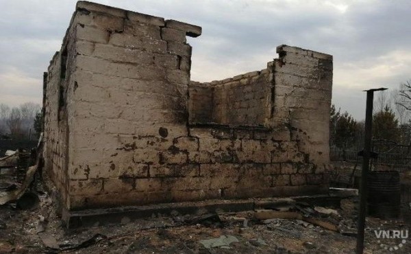 Пожарный поезд перебрасывают в Мошково для тушения дач