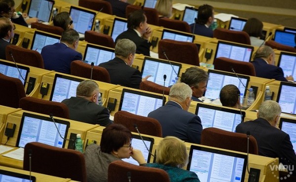 Самые богатые семьи в Законодательном собрании области – по декларациям Самые богатые семьи в Законодательном собрании области – по декларациям