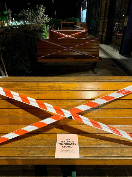 «В нас летит столько грязи. Люди, за что?»: застрявшие в Австралии российские туристы жалуются на травлю в интернете «В нас летит столько грязи. Люди, за что?»: застрявшие в Австралии российские туристы жалуются на травлю в интернете