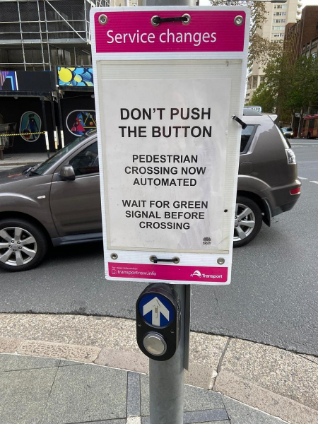 «В нас летит столько грязи. Люди, за что?»: застрявшие в Австралии российские туристы жалуются на травлю в интернете «В нас летит столько грязи. Люди, за что?»: застрявшие в Австралии российские туристы жалуются на травлю в интернете