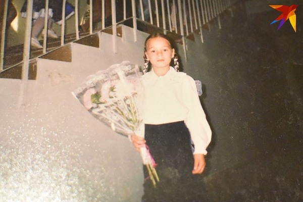 «Брат всегда был рядом, а я и не знала»: девушка, которую младенцем выкинули в мусоропровод, неожиданно нашла семью