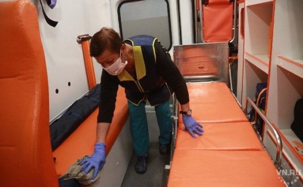 Вторую волну коронавируса смоделировали новосибирские ученые