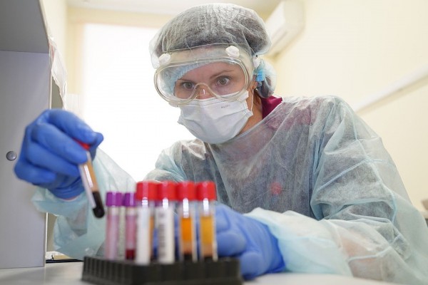 Россия предложила ВОЗ восемь вакцин от коронавируса. Но внедрению мешает антипрививочное лобби Россия предложила ВОЗ восемь вакцин от коронавируса. Но внедрению мешает антипрививочное лобби