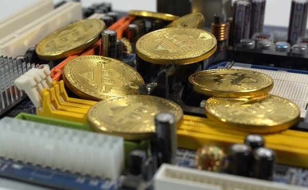 Накануне халвинга: что будет с курсом биткоина-2020? Накануне халвинга: что будет с курсом биткоина-2020?