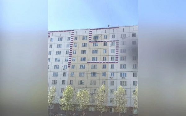 Флаги Дня Победы 2020 на балконах и в окнах Новосибирска Флаги Дня Победы 2020 на балконах и в окнах Новосибирска