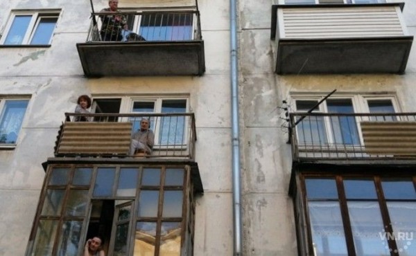 &laquo;День Победы&raquo; спели новосибирцы 9 мая на самоизоляции