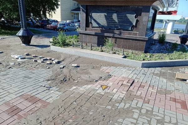 Набережную &laquo;смыло&raquo;, машины затопило: фото и видео ливня 2 июня 2020 года в Новосибирске