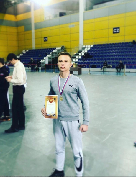 «Мальчик тонул, а люди спасали свои коврики»: во время урагана школьник вытащил из реки захлебывающегося ребенка «Мальчик тонул, а люди спасали свои коврики»: во время урагана школьник вытащил из реки захлебывающегося ребенка