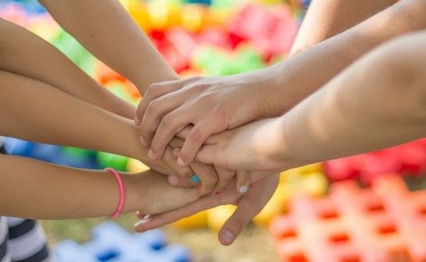 Родителям напоминают о необходимости обеспечения безопасности детей на летних каникулах Родителям напоминают о необходимости обеспечения безопасности детей на летних каникулах