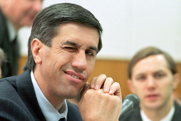 Как авторитет из 90-х Толя Бык стал хозяином Красноярска и народным Робин Гудом