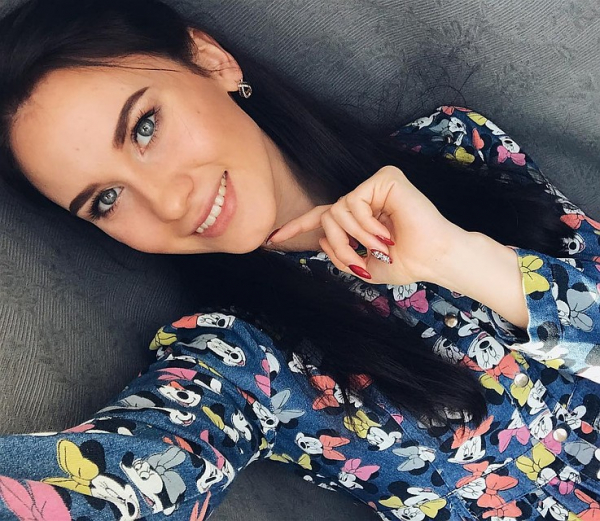 Самая красивая полицейская Новосибирска сняла погоны и стала блогером-сетевиком Самая красивая полицейская Новосибирска сняла погоны и стала блогером-сетевиком