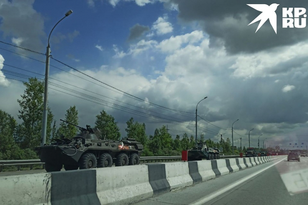 Генеральная репетиция Парада Победы 24 июня 2020 года в Новосибирске: лучшие фото и видео Генеральная репетиция Парада Победы 24 июня 2020 года в Новосибирске: лучшие фото и видео