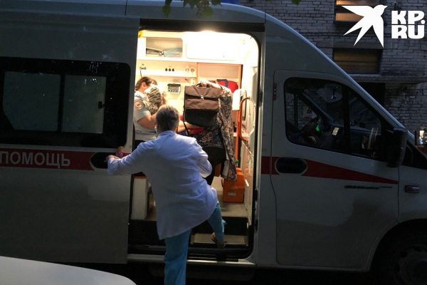 «Устала, у них характер дебильный»: многодетная мать получила 50 тысяч от государства и написала отказ от пятерых детей «Устала, у них характер дебильный»: многодетная мать получила 50 тысяч от государства и написала отказ от пятерых детей