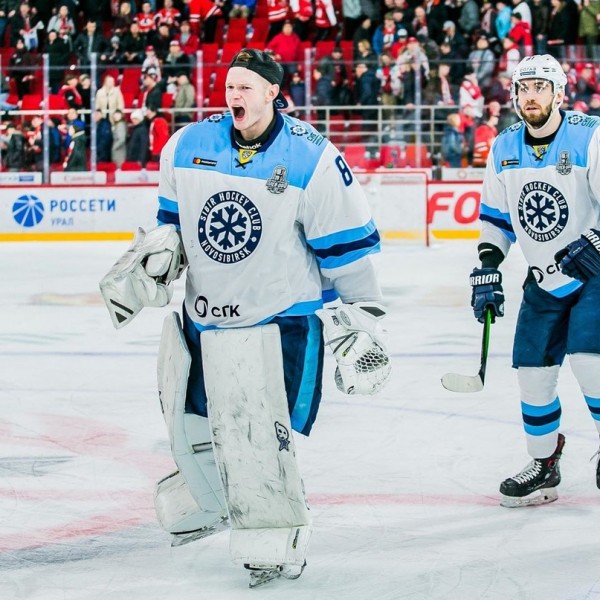 Алексей Красиков: "Почти все детство я никому не был нужен" Алексей Красиков: "Почти все детство я никому не был нужен"