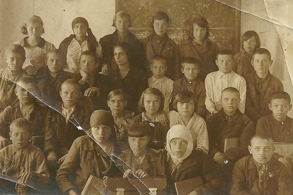 «Он никогда не говорил о своем прошлом»: жительница Донецка ищет новосибирских одноклассников своего умершего отца «Он никогда не говорил о своем прошлом»: жительница Донецка ищет новосибирских одноклассников своего умершего отца