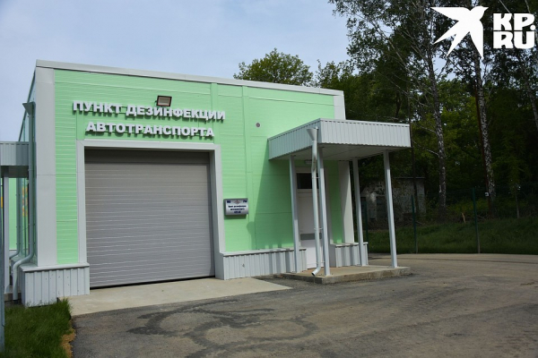 Пока лечат только &laquo;своих&raquo;: как выглядит госпиталь, который военные построили в Новосибирске за 56 дней