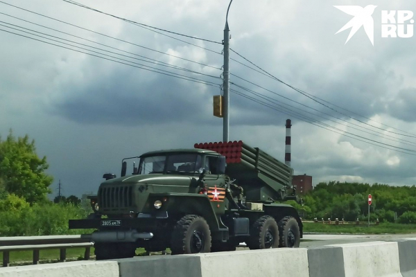 Генеральная репетиция Парада Победы 24 июня 2020 года в Новосибирске: лучшие фото и видео Генеральная репетиция Парада Победы 24 июня 2020 года в Новосибирске: лучшие фото и видео