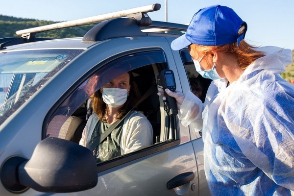 Коронавирус в Новосибирске, последние новости на 9 июня 2020 года: открыли магазины и границы с Алтаем Коронавирус в Новосибирске, последние новости на 9 июня 2020 года: открыли магазины и границы с Алтаем