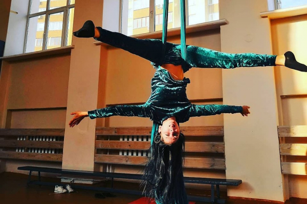 «У меня был натуральный горб»: новосибирские врачи выпрямили девушку, согнутую почти на 90 градусов «У меня был натуральный горб»: новосибирские врачи выпрямили девушку, согнутую почти на 90 градусов