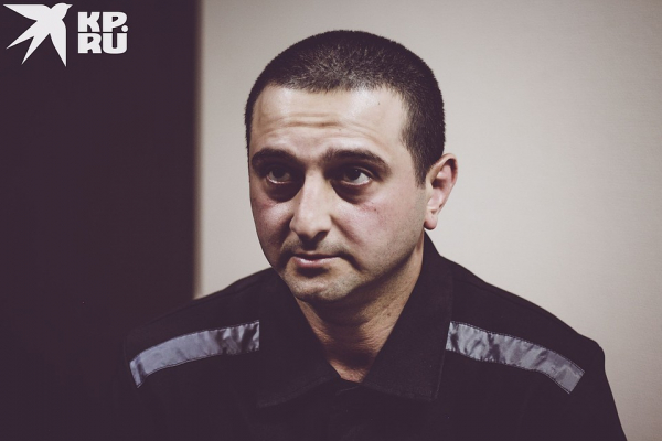 Как внук председателя суда ушел к боевикам: интервью с террористом, который обстрелял здание ФСБ в Дербенте