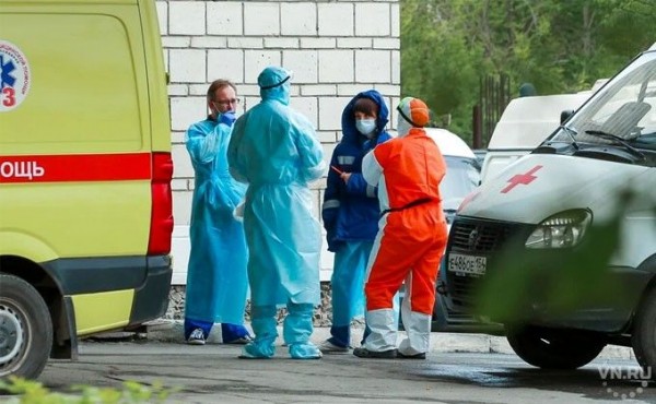 Сразу 40 работников горбольницы заболели COVID-19