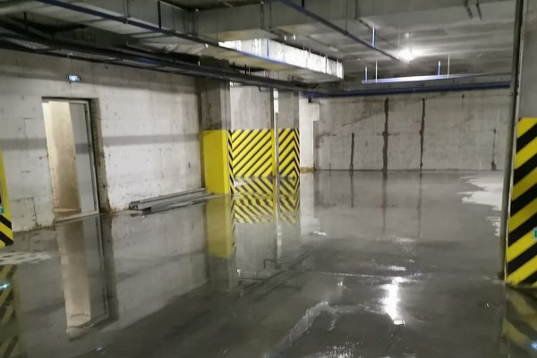 Мокрое дело на парковке