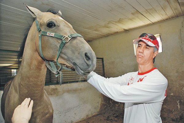 Как авторитет из 90-х Толя Бык стал хозяином Красноярска и народным Робин Гудом