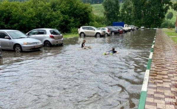 Ливень затопил улицы Новосибирска