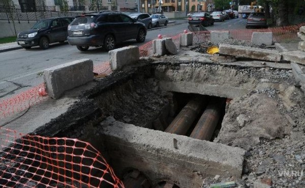 Горячую воду отключают в Дзержинском и Калининском районах