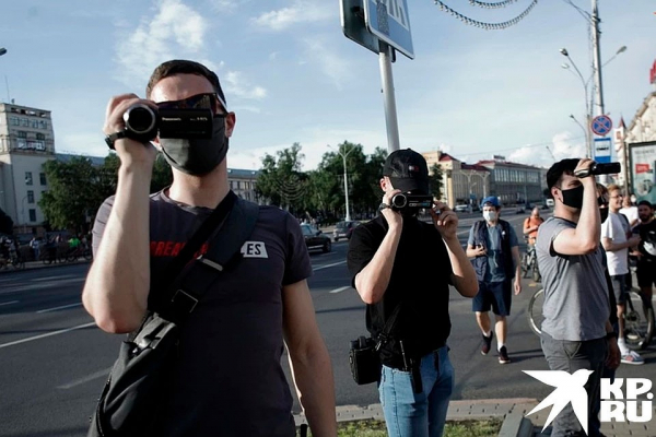 Что творится в Белоруссии: Почему раньше Батька во всем винил Запад, а теперь - Восток Что творится в Белоруссии: Почему раньше Батька во всем винил Запад, а теперь - Восток