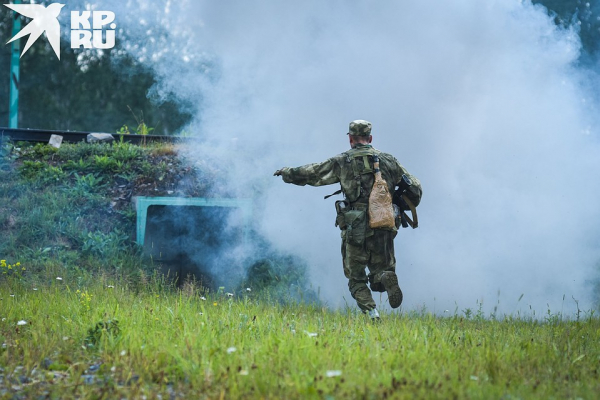 &laquo;Финиш, где ты? Я ползу&hellip;&raquo;: как российские разведчики боролись друг с другом и жарой