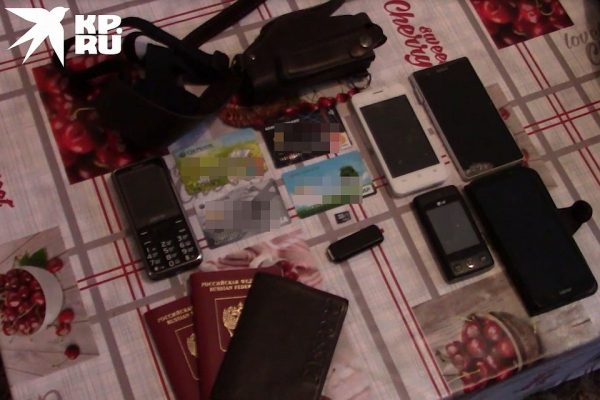 Террористов, которые вербовали мигрантов на войну в Сирию, заключили под стражу Террористов, которые вербовали мигрантов на войну в Сирию, заключили под стражу