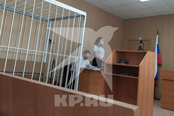 Блондинка нарушила молчание: экс-начальница новосибирских участковых, уволенная за фразу «оформляем всех поголовно», пришла в суд и требует миллион Блондинка нарушила молчание: экс-начальница новосибирских участковых, уволенная за фразу «оформляем всех поголовно», пришла в суд и требует миллион